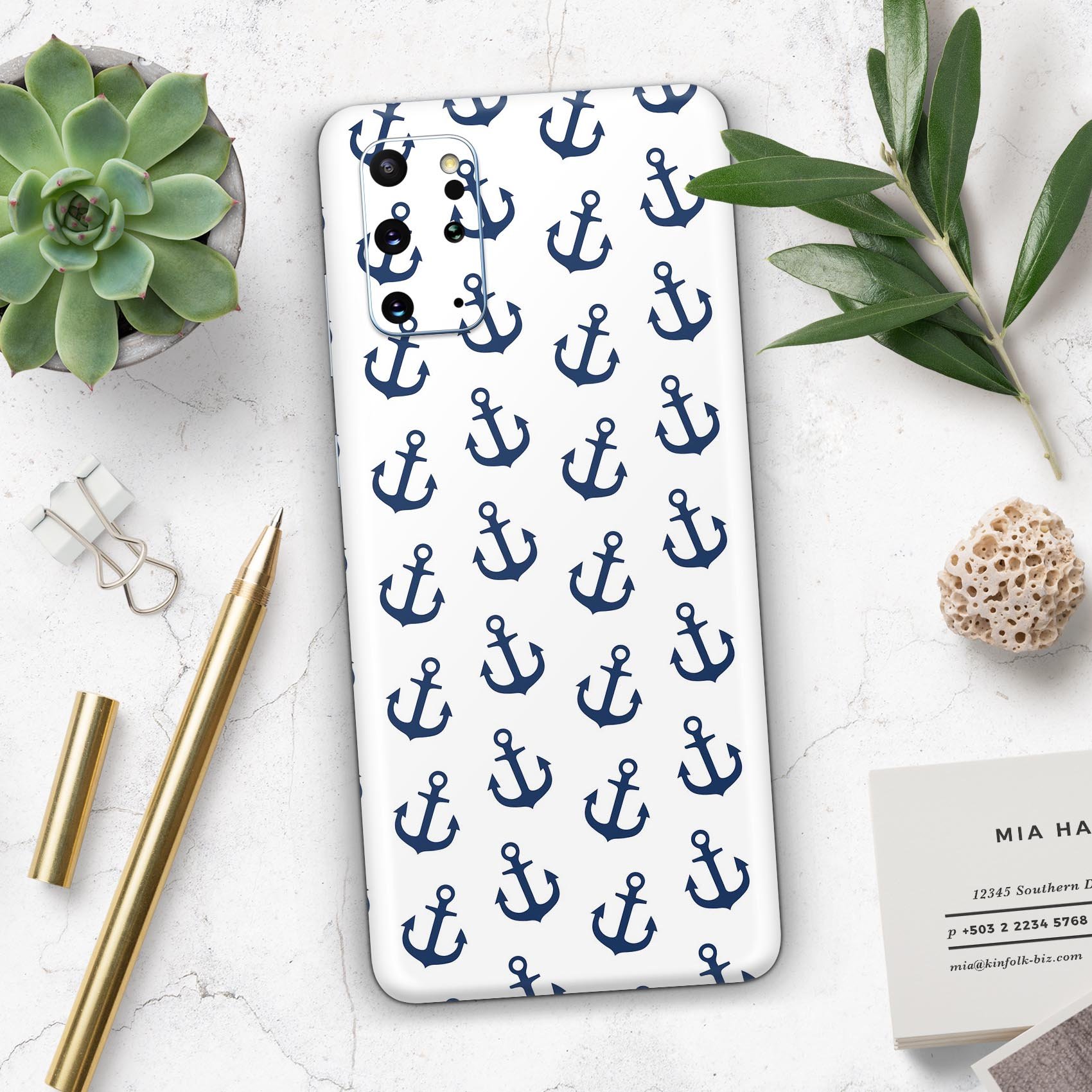 White and Navy Micro Anchors Skin-Kit for Samsung Galaxy S20, showcasing stylish design and premium vinyl material.