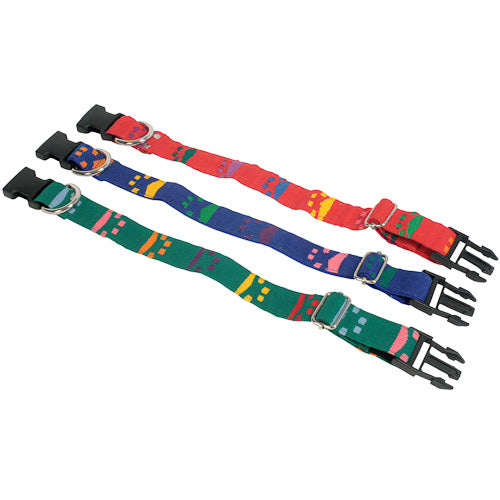 A colorful hand-woven dog collar featuring multicolored yarns and paw prints, showcasing artisan craftsmanship from Guatemala.