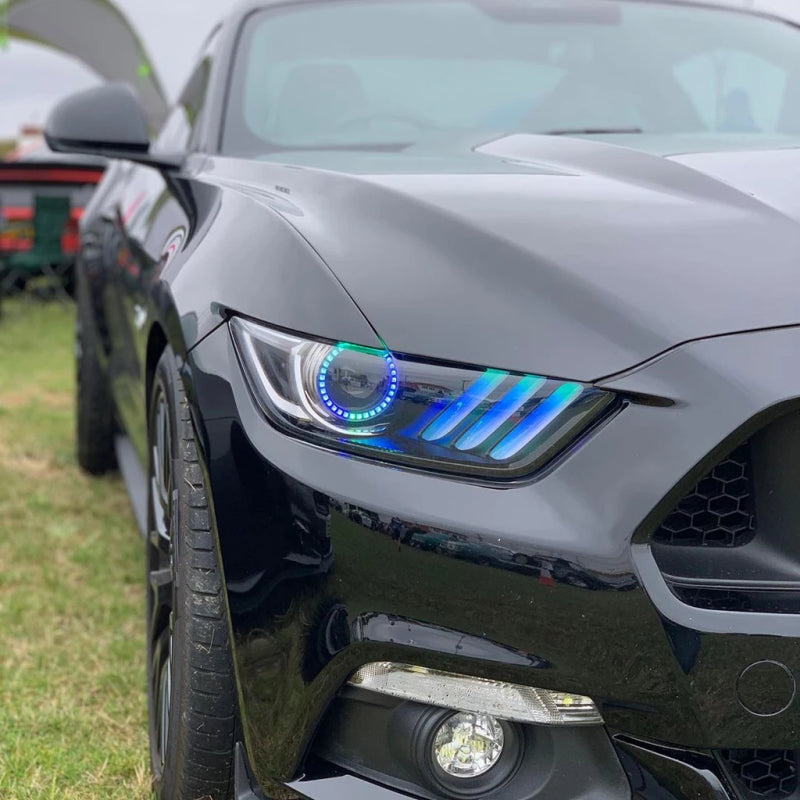 Oracle Dynamic DRL Upgrade kit for 2015-2017 Ford Mustang featuring Halo lights and smartphone control.