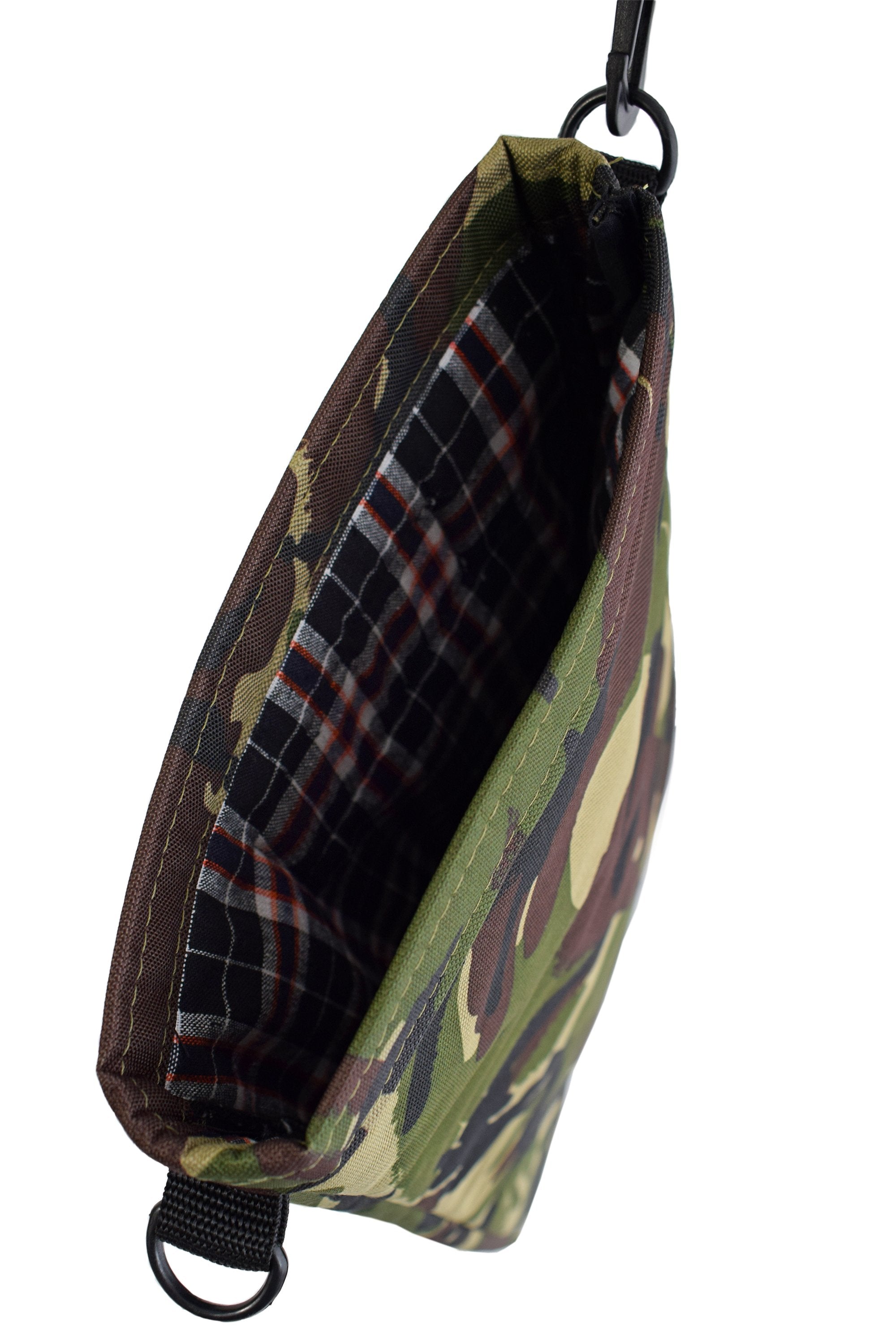 Stylish CAMO Laptop Carry Case designed for 15.6-inch laptops with a protective tablet pouch.