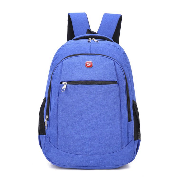 A solid color lightweight backpack suitable for both men and women, made of durable nylon with multiple pockets and a zipper closure.