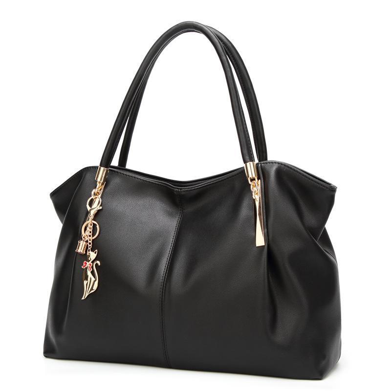 Large capacity solid color fashion handbag for women, featuring a stylish dumpling shape and multiple internal pockets.