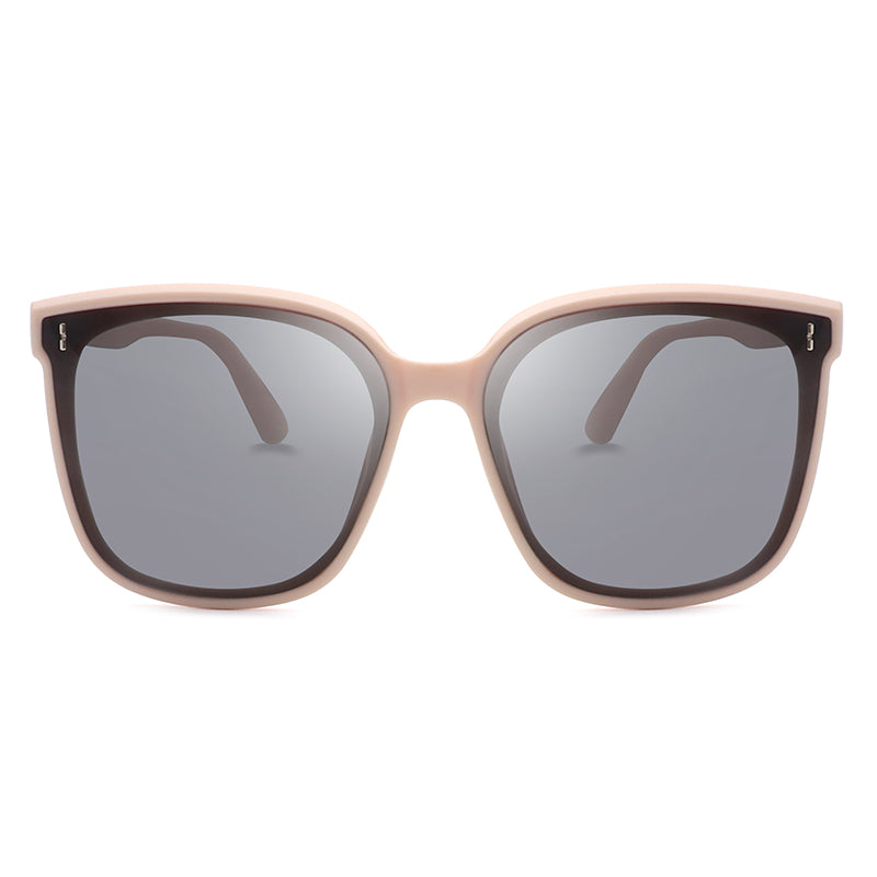 GM2001 Square Classic Oversize Flat Top Polarized Fashion Sunglasses with a stylish design and polarized lenses for UV protection.