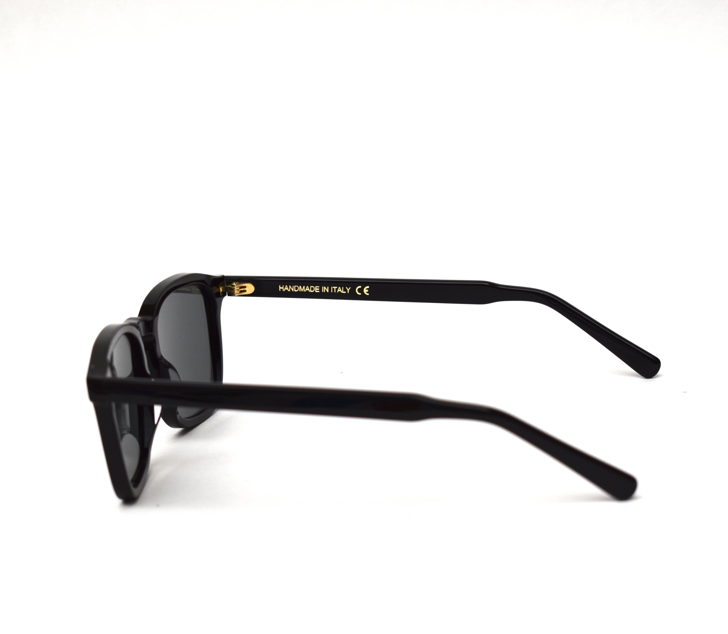 Kozy Cruiser Black eyewear featuring a sleek black acetate frame and Zeiss CR39 lenses.