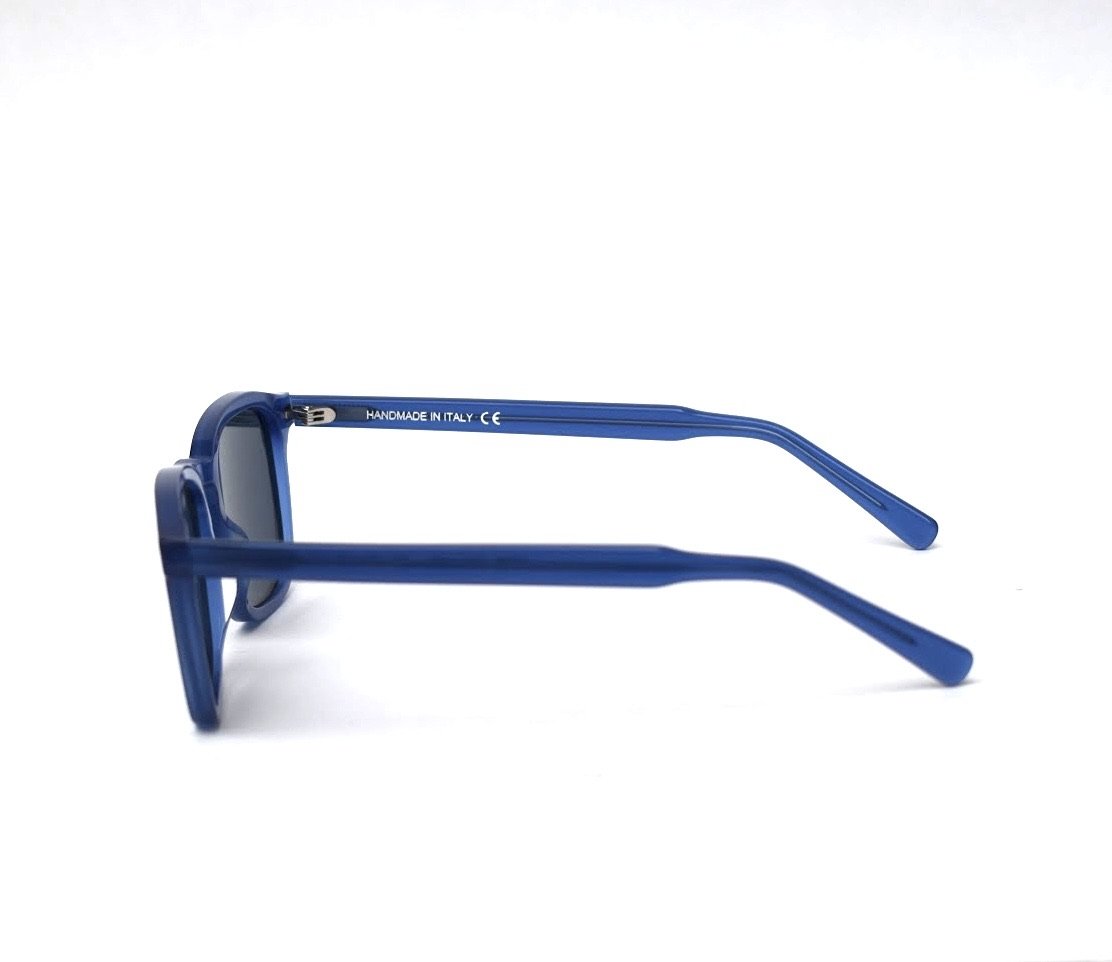 Kozy Cruiser Crystal Blue eyewear featuring a stylish acetate frame and Zeiss CR39 lenses.