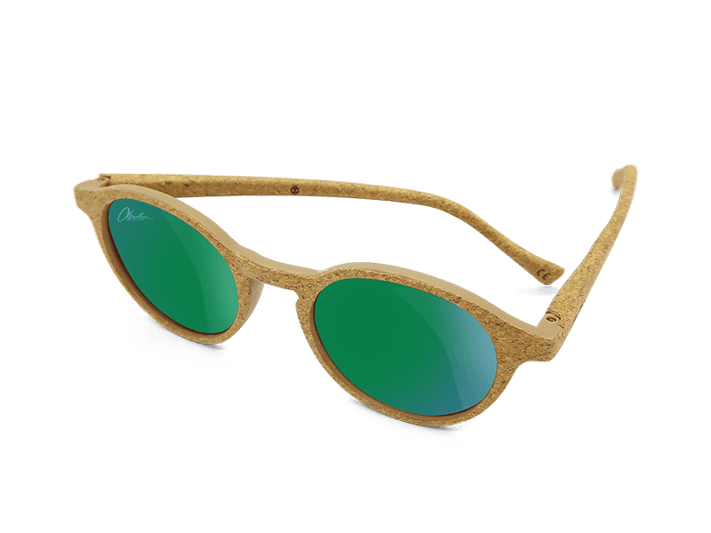 Okulars® Oak Breeze - Verde sunglasses featuring a natural cork frame and green mirrored polarized lenses.