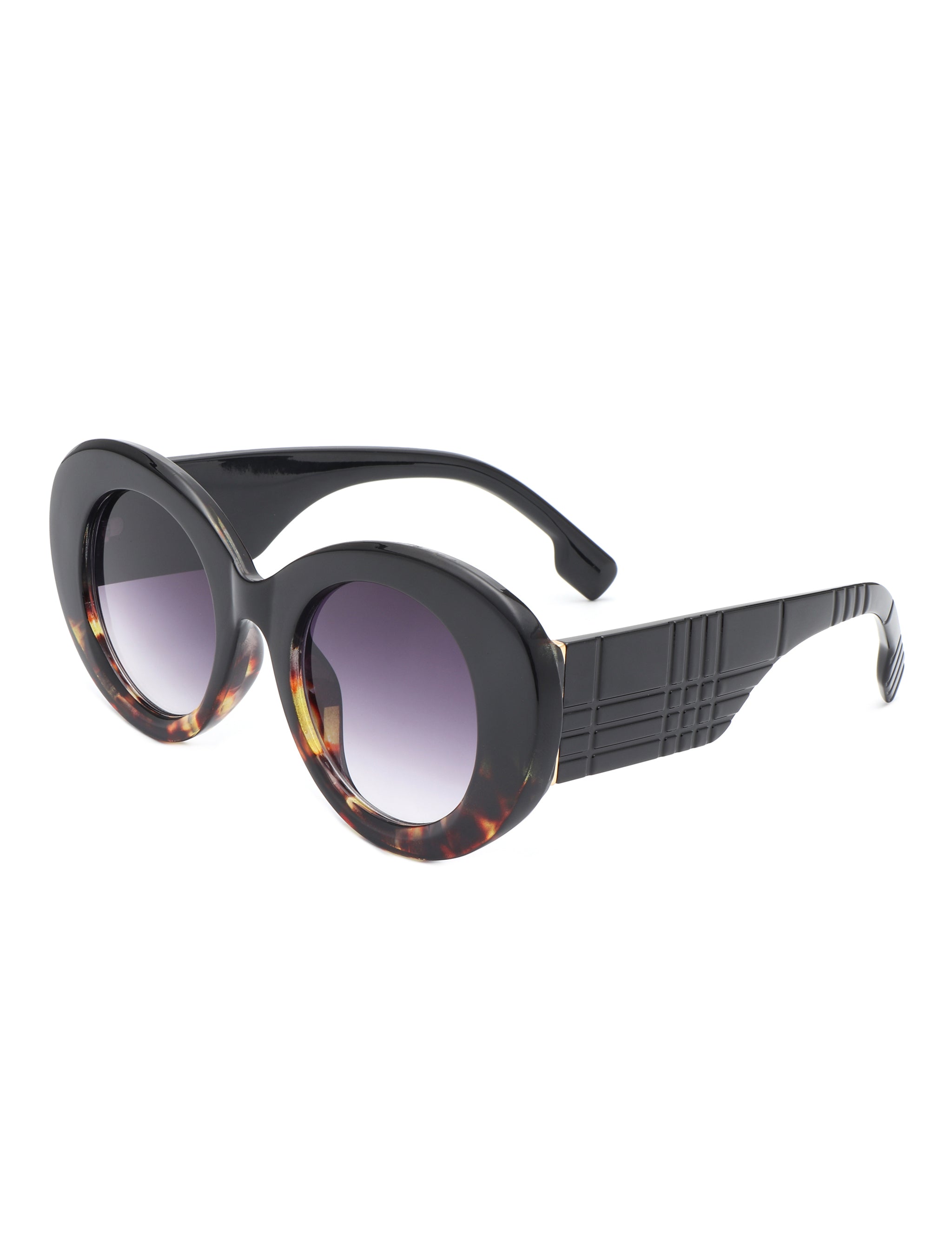 Optic Round Oval Oversized Women's Fashion Sunglasses with stylish design and UV protection.