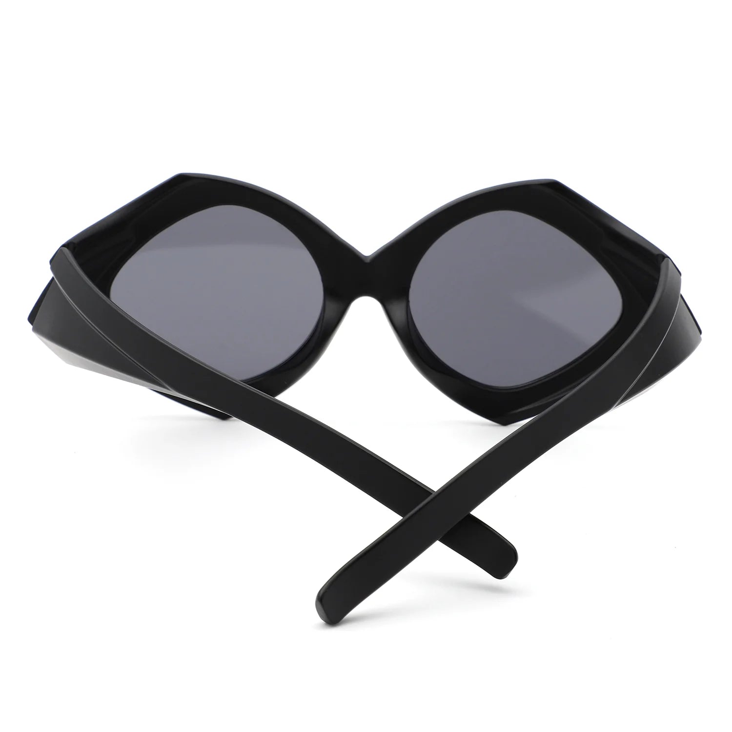 Talor Geometric Fashion Polygon Triangle Sunglasses featuring a unique triangle design with lightweight plastic frames and stylish packaging.