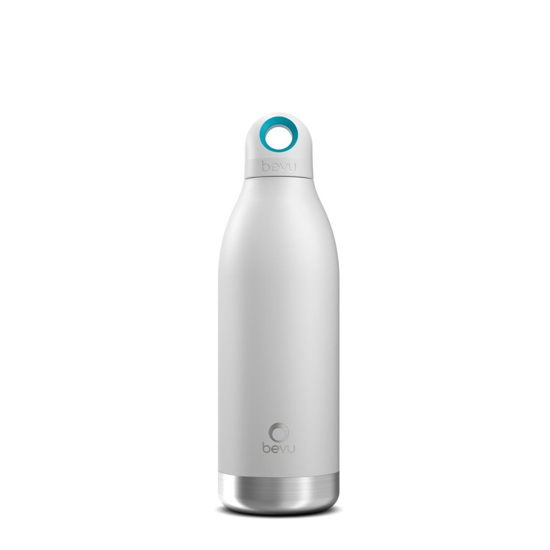 Bevu® DUO Insulated Bottle in various colors, showcasing its sleek design and double vacuum insulation features.