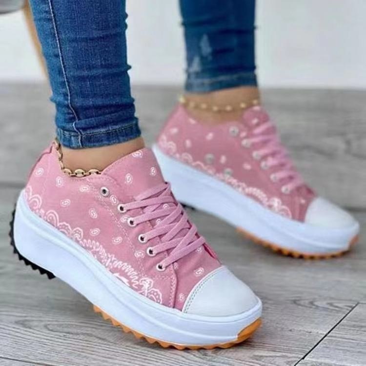 Fashion Women Sneakers in a stylish canvas pattern, perfect for casual sports and everyday wear.