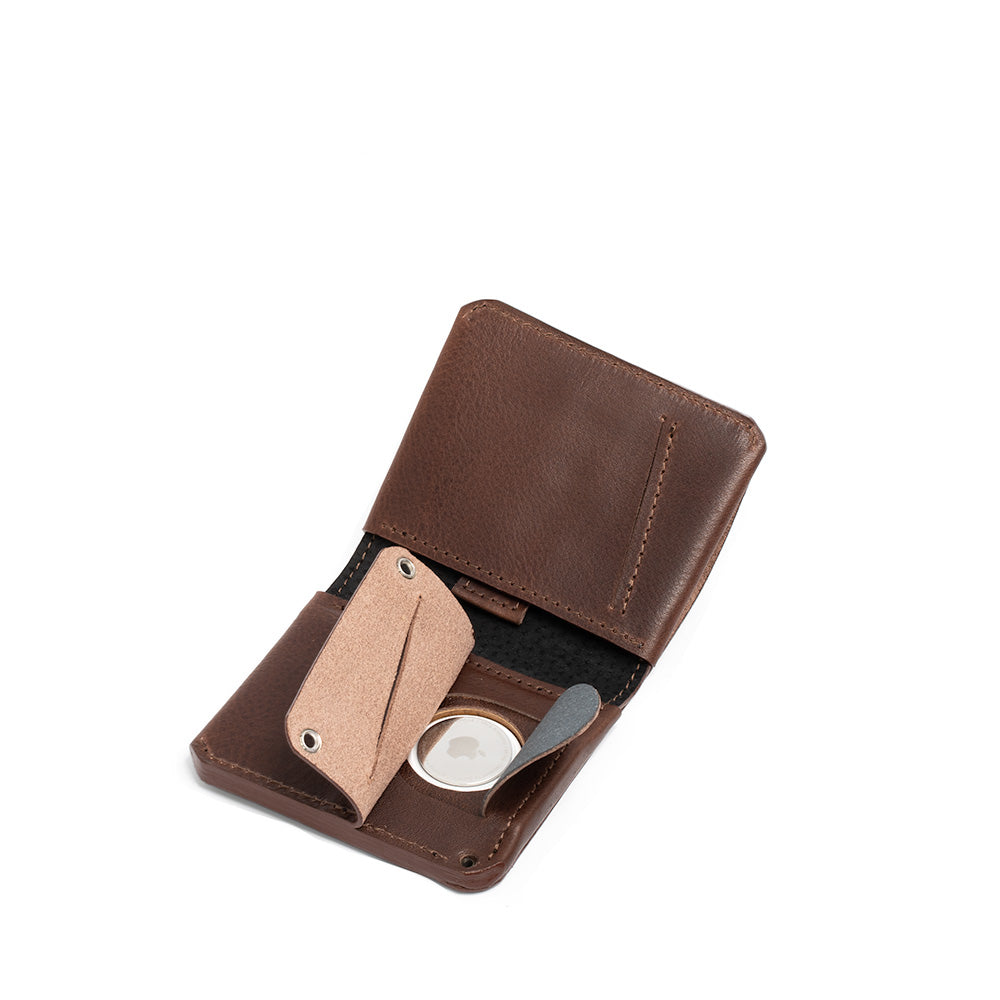 AirTag Wallet - Leather Billfold 2.1 showcasing premium Italian leather with a hidden AirTag pocket, designed for style and security.