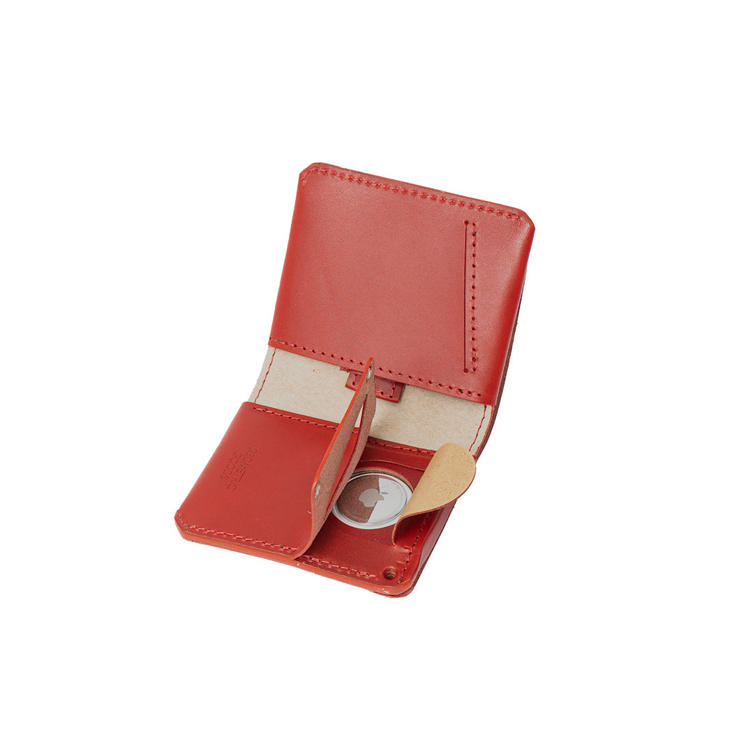 AirTag Wallet - Leather Billfold 2.1 showcasing premium Italian leather with a hidden AirTag pocket, designed for style and security.