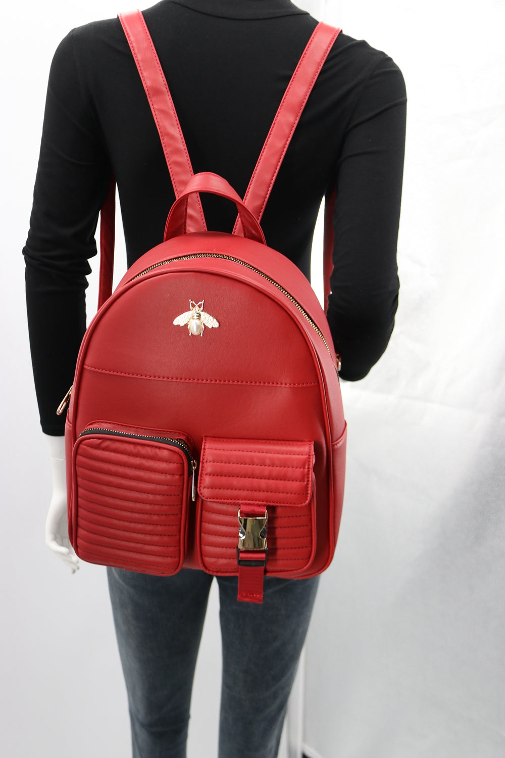 Backpack B1722 in a stylish design, featuring padded straps and spacious compartments.