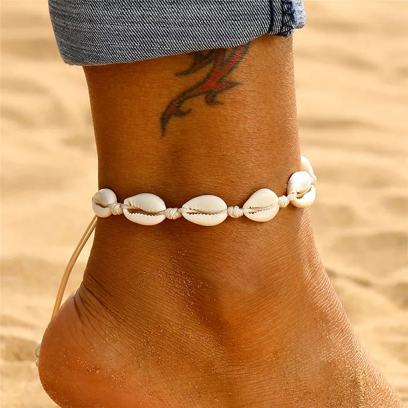 A stylish Boho Chic Shell Anklet featuring natural shells, perfect for trendy women.