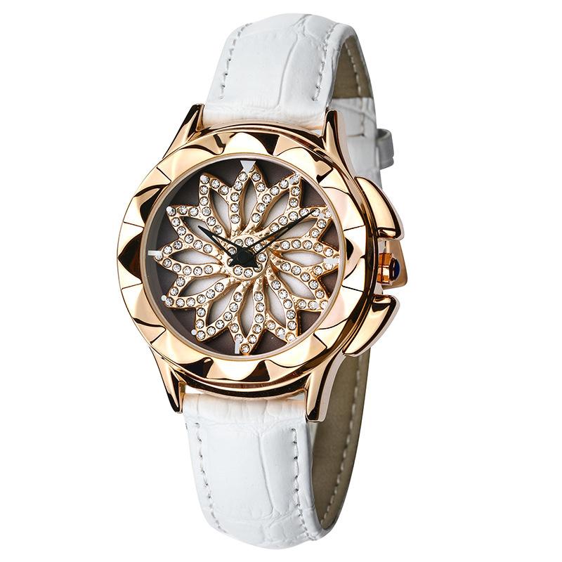 A stylish Casual Leisure Creative Quartz Watch for Women featuring a round dial, stainless steel clasp, and waterproof design.