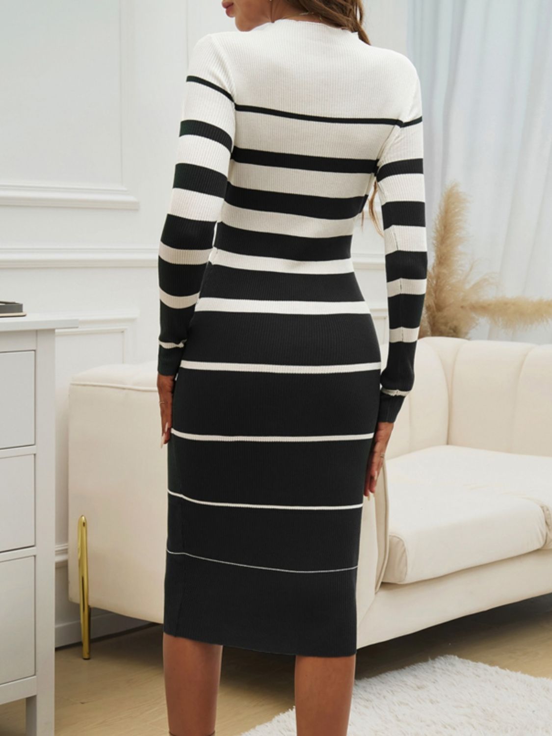 Color Block Round Neck Long Sleeve Midi Dress featuring a stylish design with long sleeves and a comfortable fit.