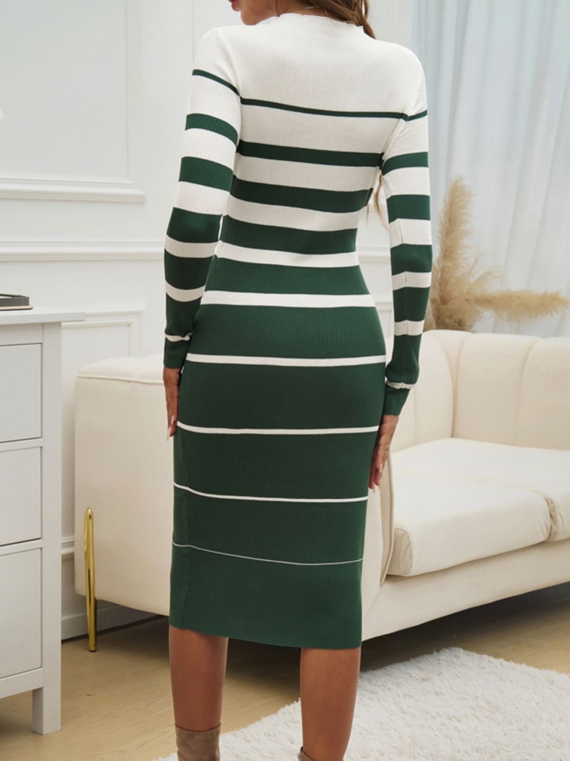 Color Block Round Neck Long Sleeve Midi Dress featuring a stylish design with long sleeves and a comfortable fit.