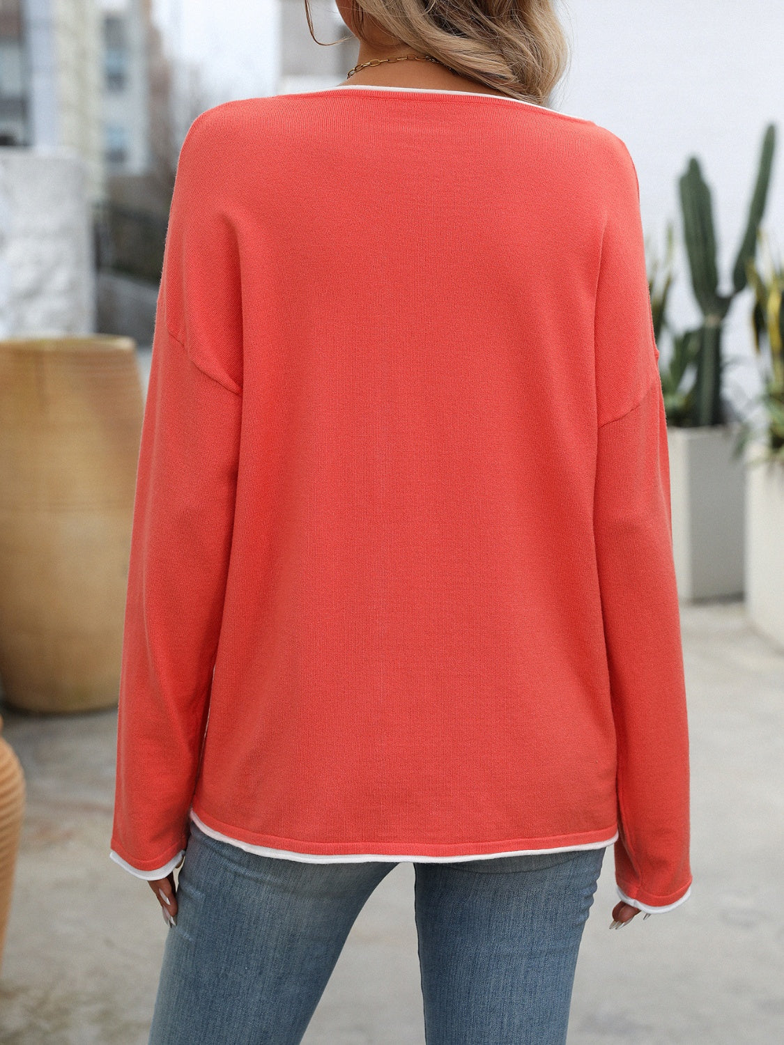 Contrast Trim Round Neck Long Sleeve Sweater in stylish design, featuring a round neck and long sleeves, perfect for casual and formal wear.