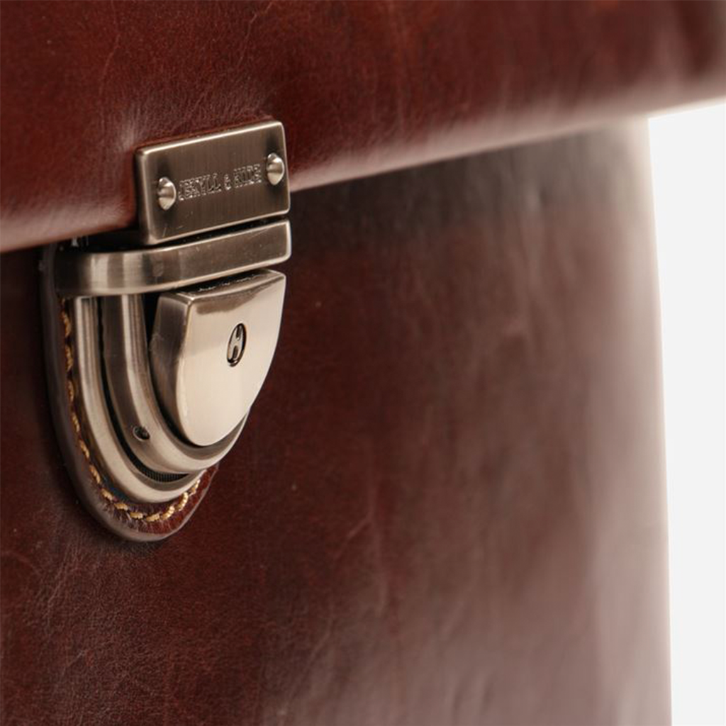 Extra Large 17" Laptop Briefcase in Tobacco with stylish stitching accents and spacious interior.