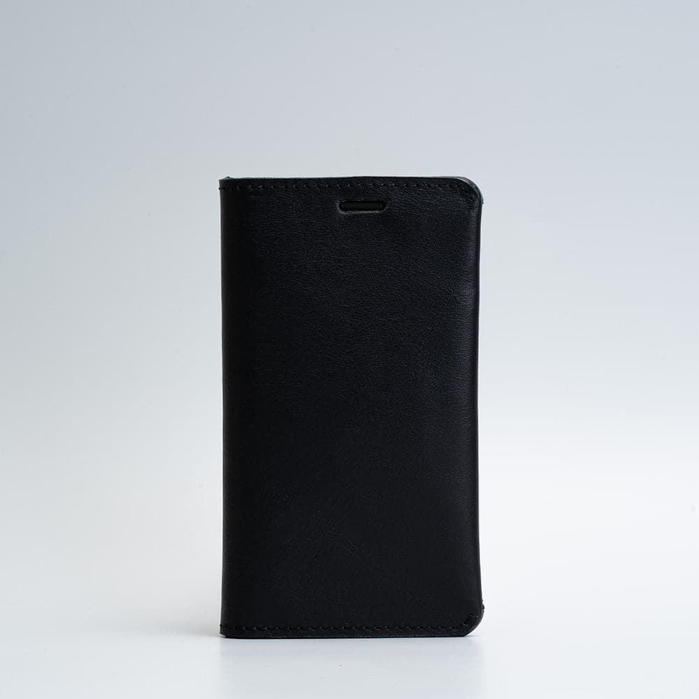 iPhone 14 Leather Folio Case Wallet with MagSafe, showcasing premium leather, multiple card pockets, and a sleek design.