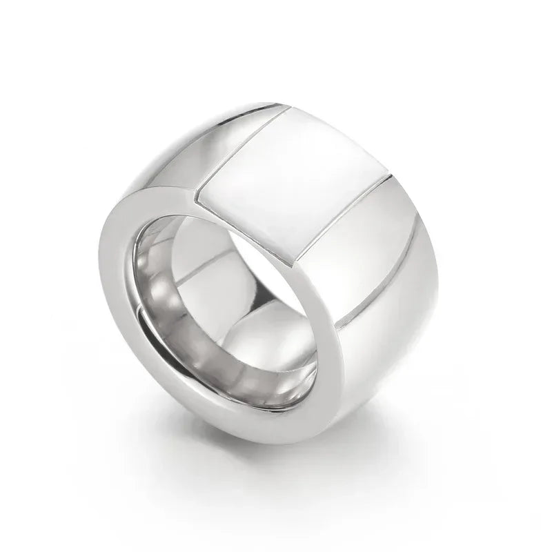 A large crystal stone ring made of stainless steel with a round Austrian crystal centerpiece, showcasing a trendy design for women.