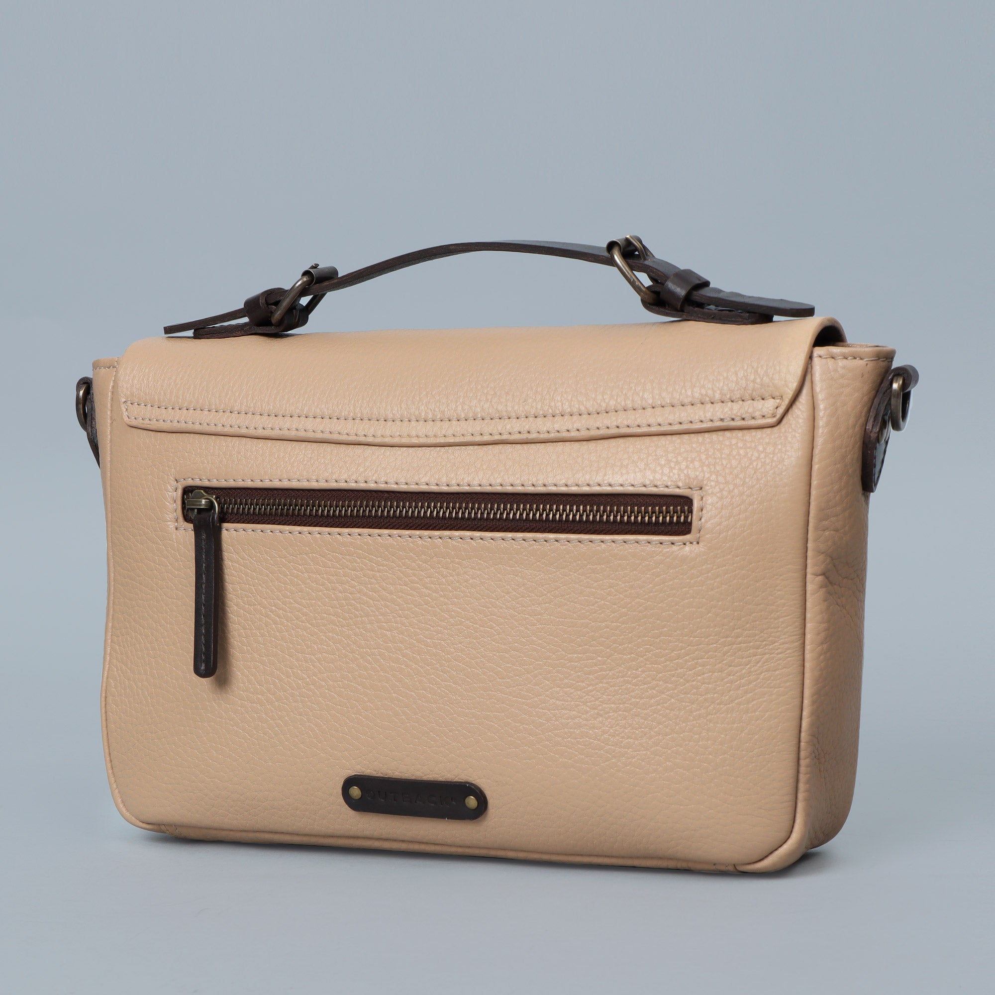 London Crossbody Bag made from premium full grain leather with vintage lock and multiple compartments.