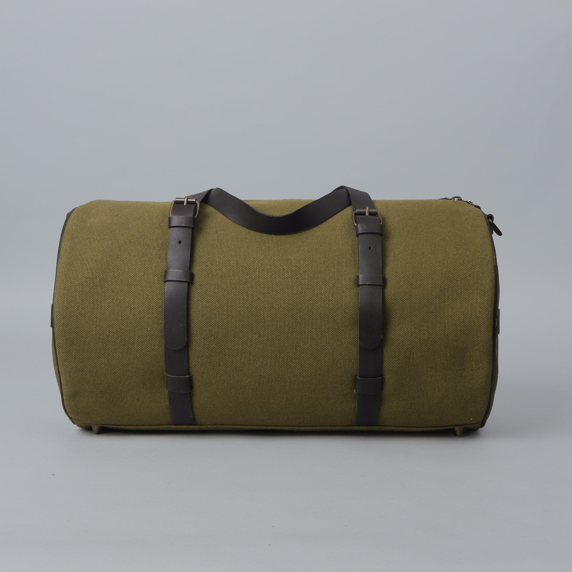 Miami Canvas Gym Bag showcasing its durable cotton canvas material, leather straps, and spacious design, perfect for gym and travel.