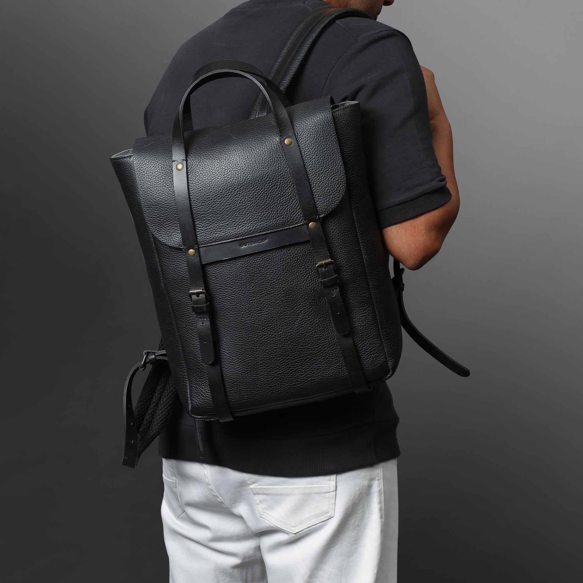 Oslo Leather Backpack made from premium full grain leather, featuring multiple pockets and adjustable straps, ideal for daily use.