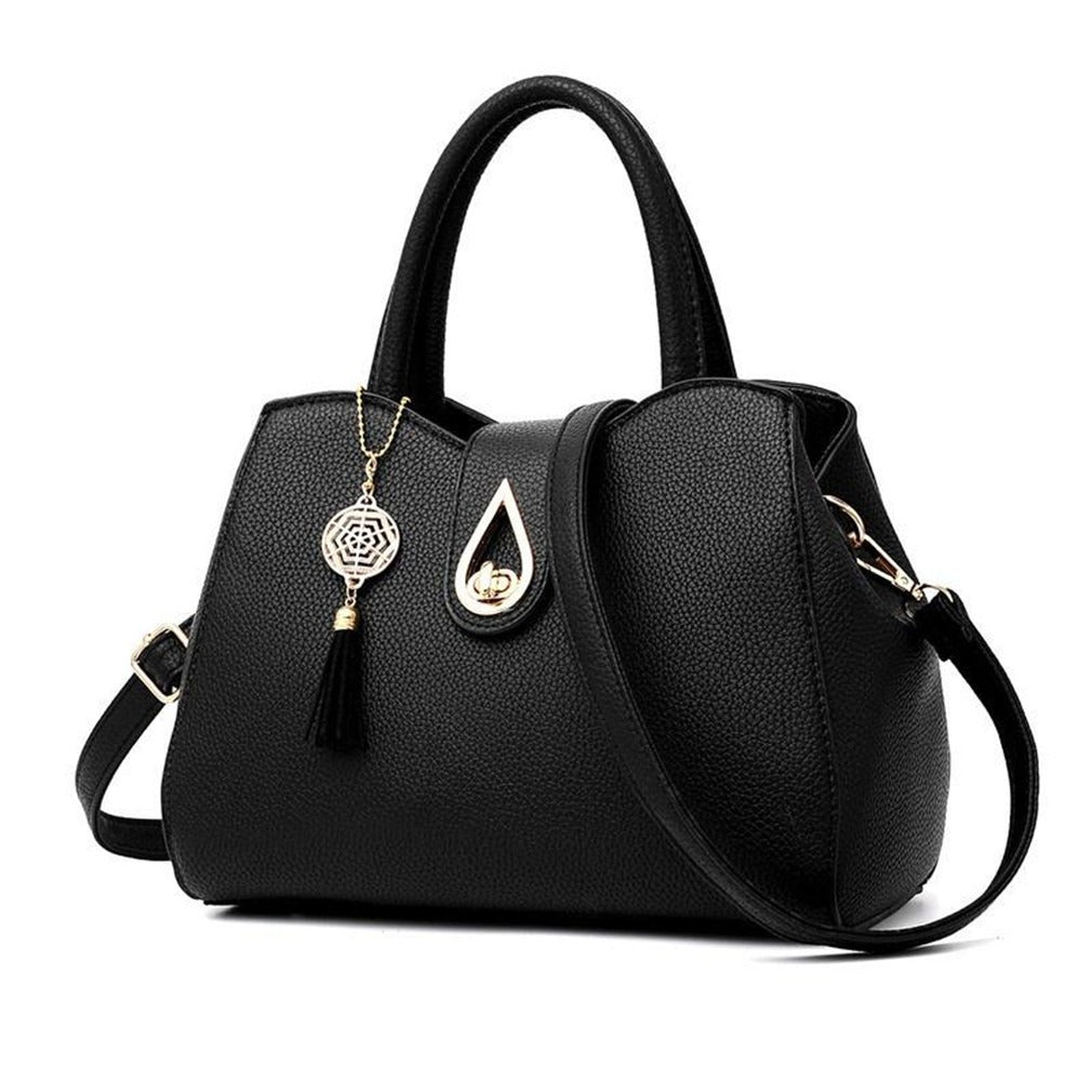 A stylish Portable Fashion Casual Shoulder Bag for Women made of PU fabric, featuring a horizontal square shape and a soft strap for comfortable carrying.