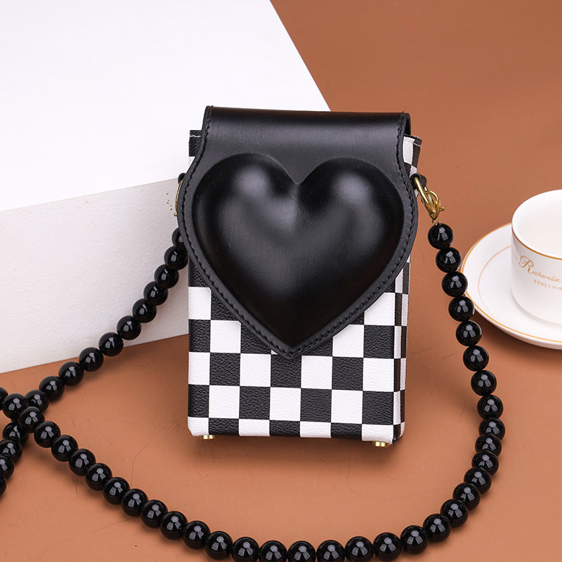 Spades Heart Checkerboard Messenger Bag in a stylish square design, made of PU leather with a plaid pattern.