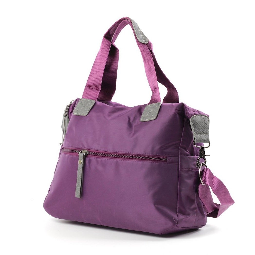 Summer Shopper bag in soft nylon, featuring adjustable shoulder strap and multiple pockets, available in four vibrant colors.