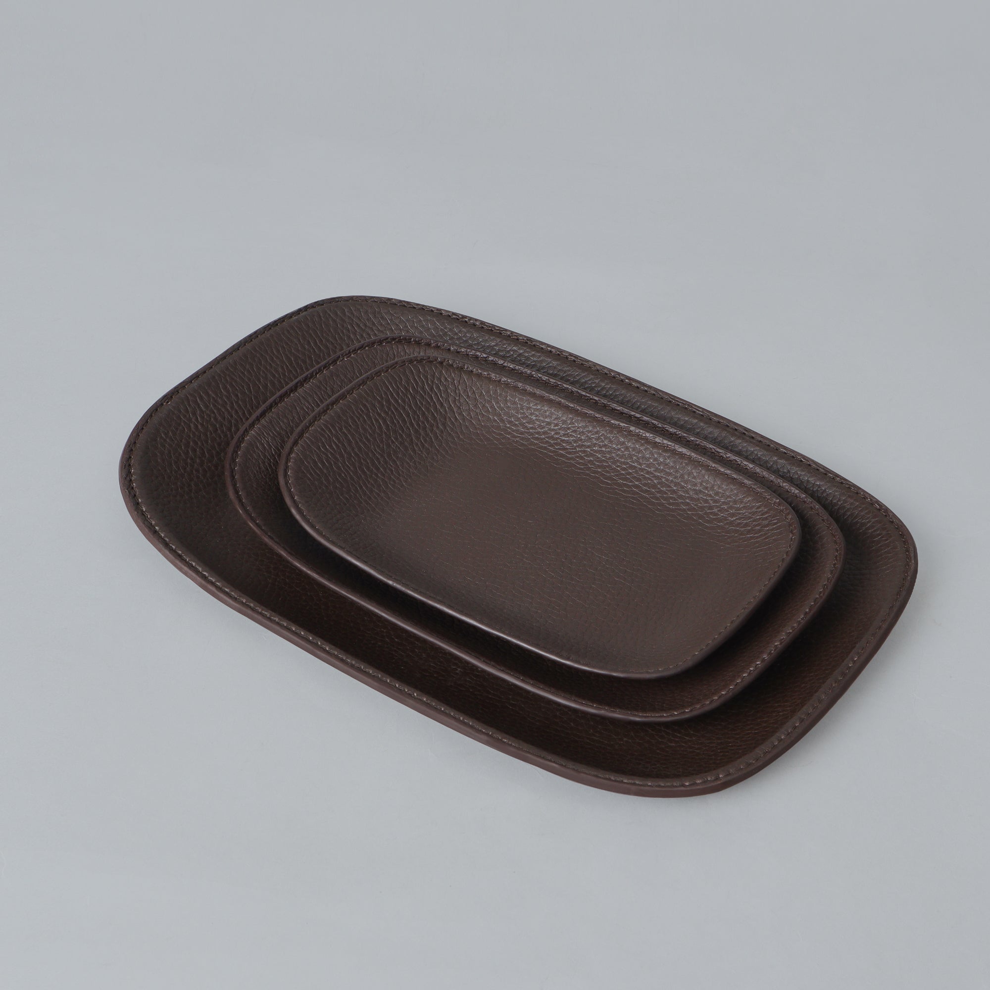 Tokyo Tray made of premium full grain leather, showcasing its elegant design and craftsmanship.