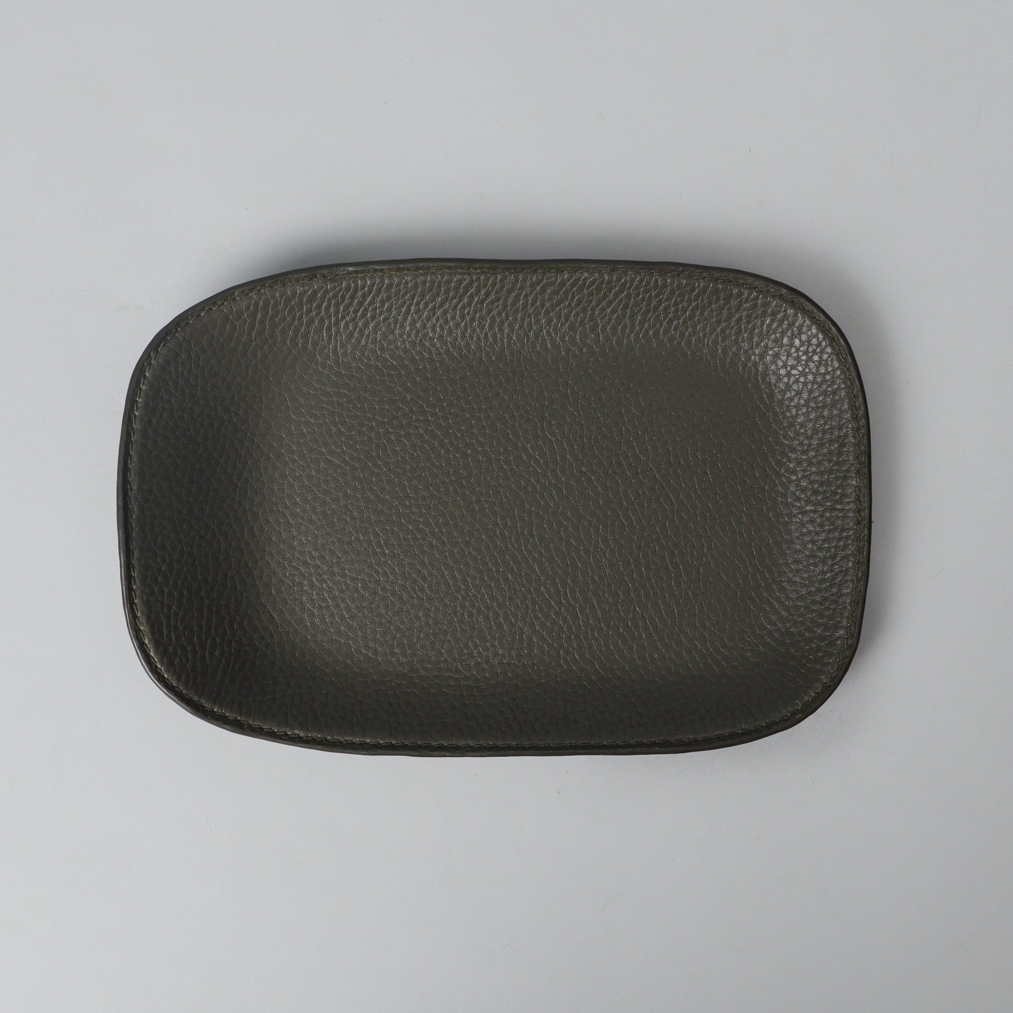 Tokyo Tray made of premium full grain leather, showcasing its elegant design and craftsmanship.