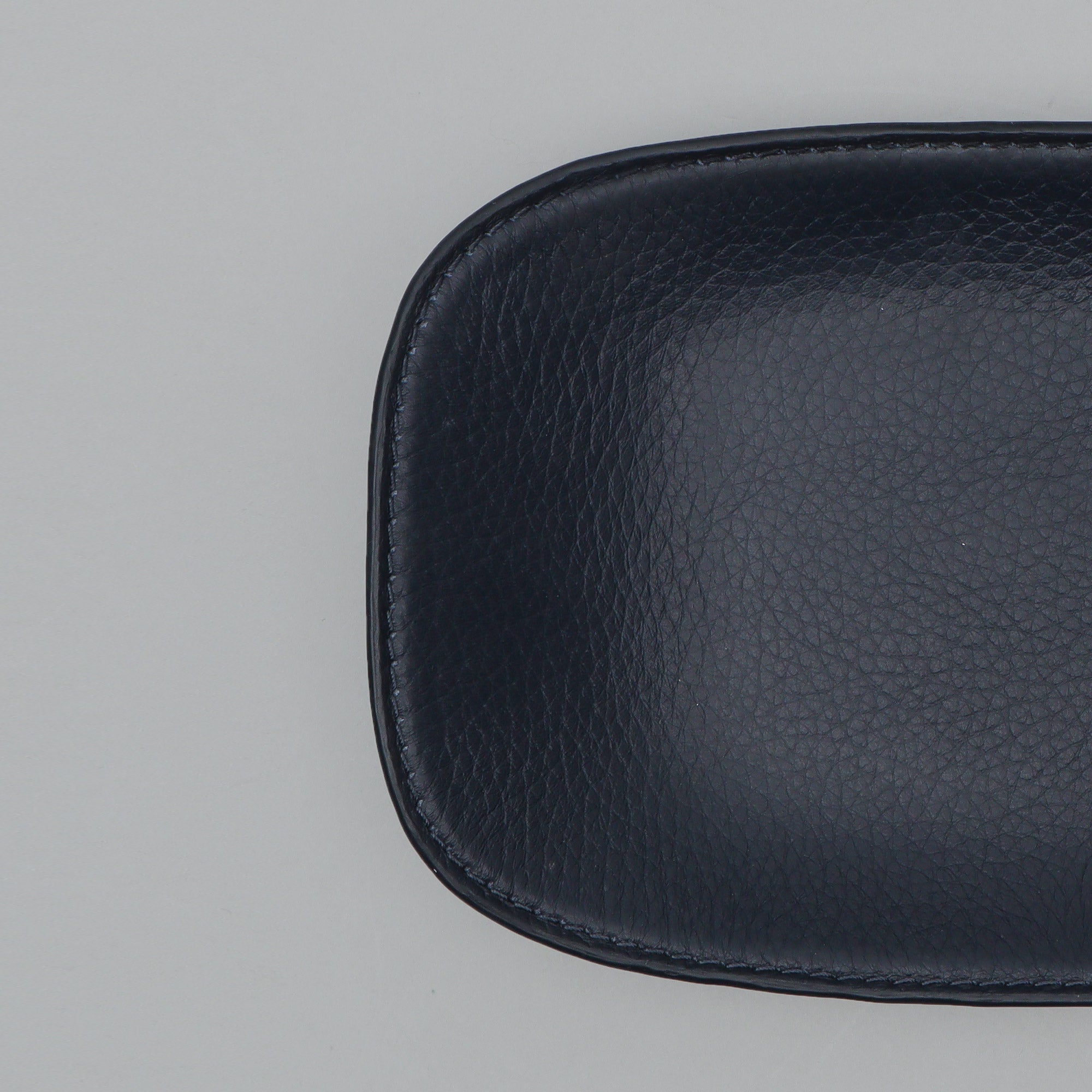 Tokyo Tray made of premium full grain leather, showcasing its elegant design and craftsmanship.