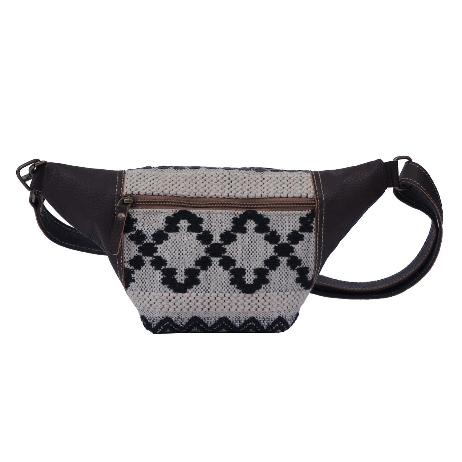 Virido Fanny Pack made of textured rug, leather, and canvas, featuring smooth zippers and a stylish design.