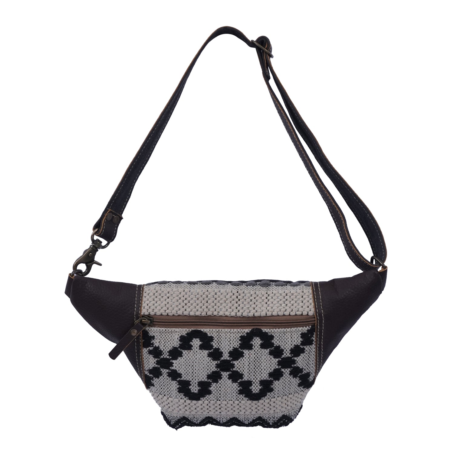 Virido Fanny Pack made of textured rug, leather, and canvas, featuring smooth zippers and a stylish design.