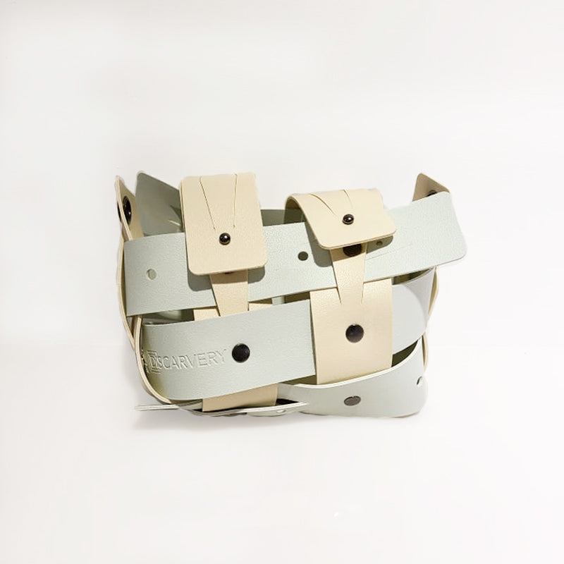 Weaveasy Mini Bag with colorful straps and adjustable design, featuring a DiSCARVERY pouch and white rope.