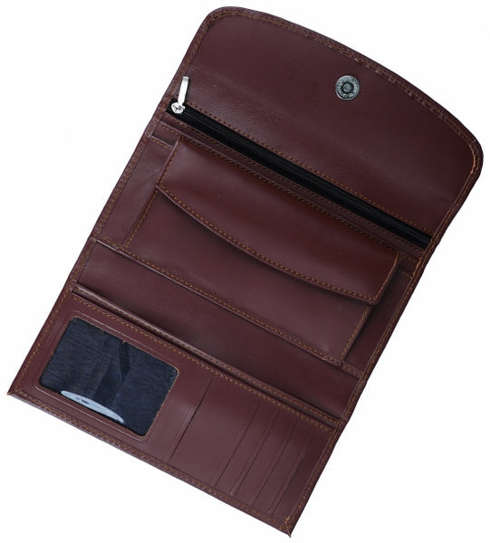 Elegant women leather clutch wallet with magnetic flip closure, designed for organizing cards, cash, and mobile phone.