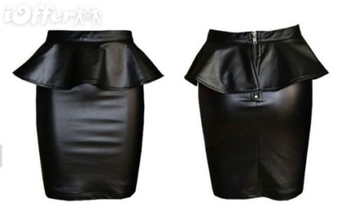 Women Real Lambskin Leather Mini Skirt WS007 with satin lining and pockets, showcasing high-quality craftsmanship.