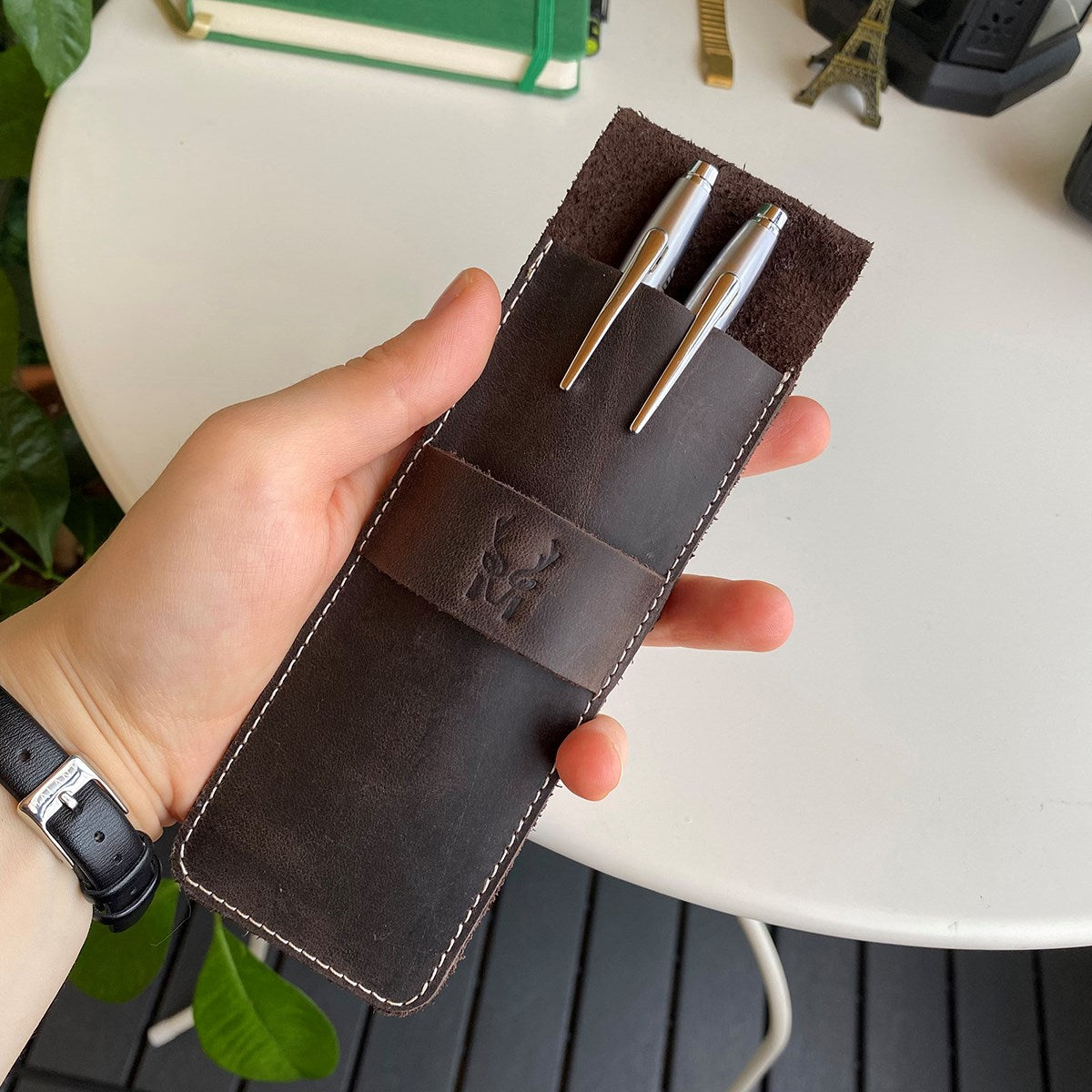 Zey Genuine Leather Penholder in a minimalist design, showcasing its elegant cow leather texture and zipper closure.