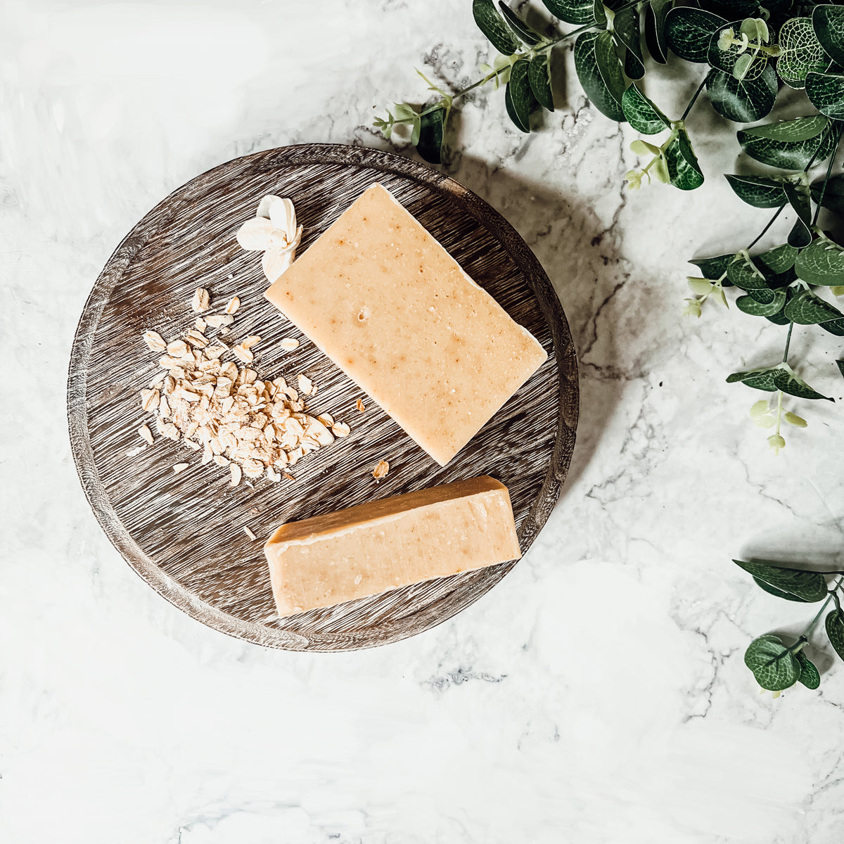 Oatmeal Spice soap bar with a sweet and delicate scent, featuring a hint of spice, handcrafted with organic ingredients.