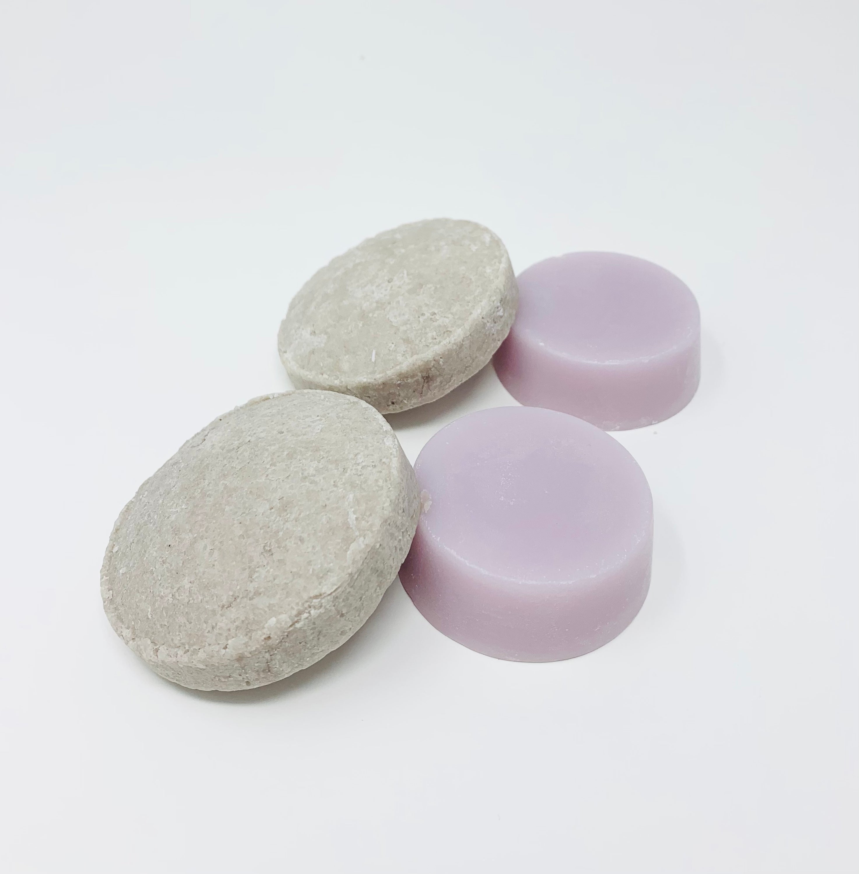 beSTRONG Bundles featuring eco-friendly shampoo and conditioner bars in low waste packaging, perfect for fine or damaged hair.