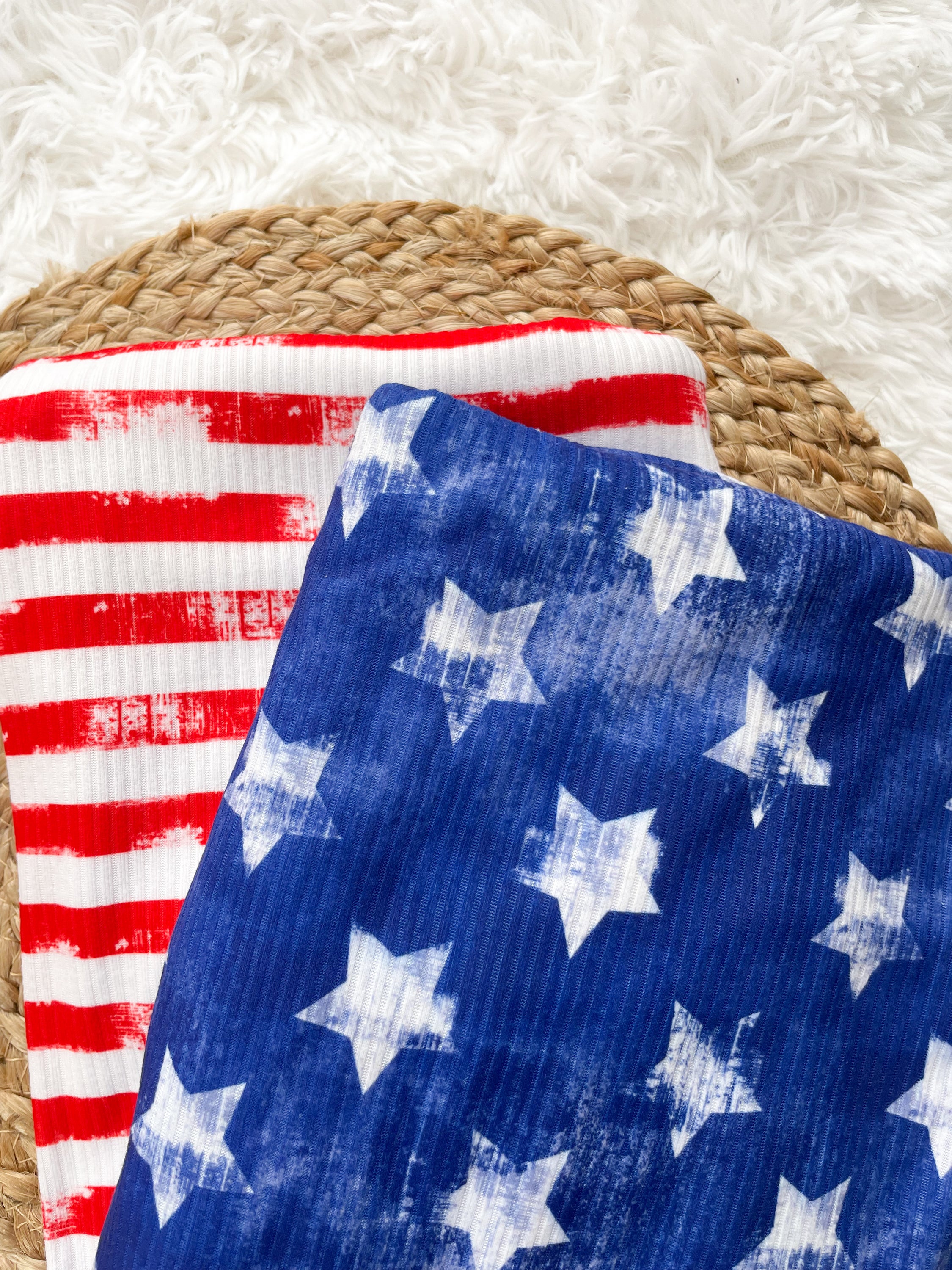 Stars & Stripes Rib set featuring a striped bow and a star bow, perfect for patriotic celebrations.