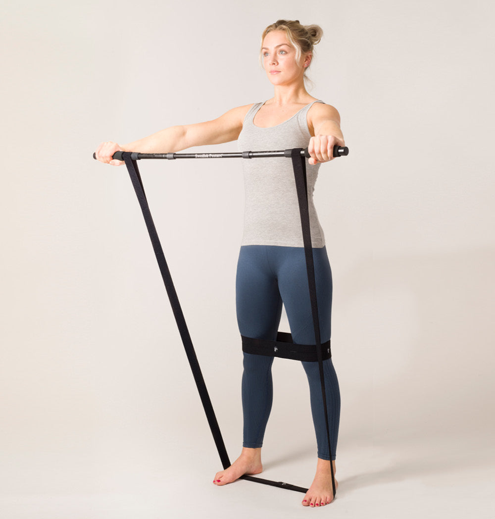 MiniGym Exercise Kit featuring adjustable aluminum bar, resistance bands, and door gadget for versatile home workouts.