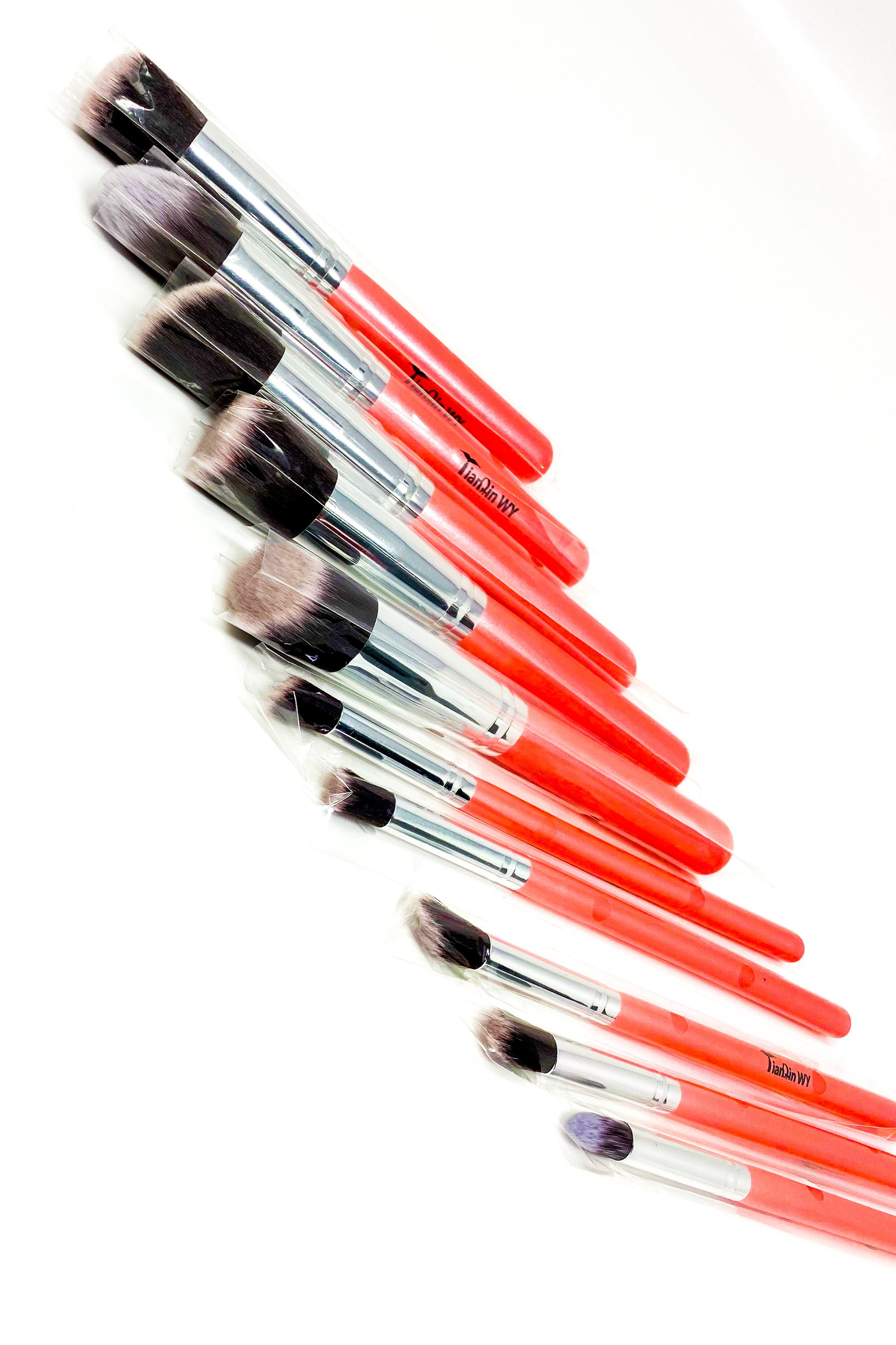 Everything Beat 10 Piece Makeup Brush Set featuring various brushes in multiple colors with a resealable storage tote.