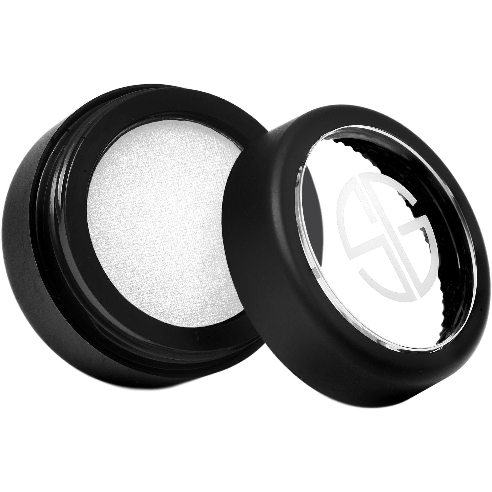 Studio Gear Cosmetics Matte Eyeshadow in a sleek compact, showcasing a rich, pigmented shade perfect for everyday wear.