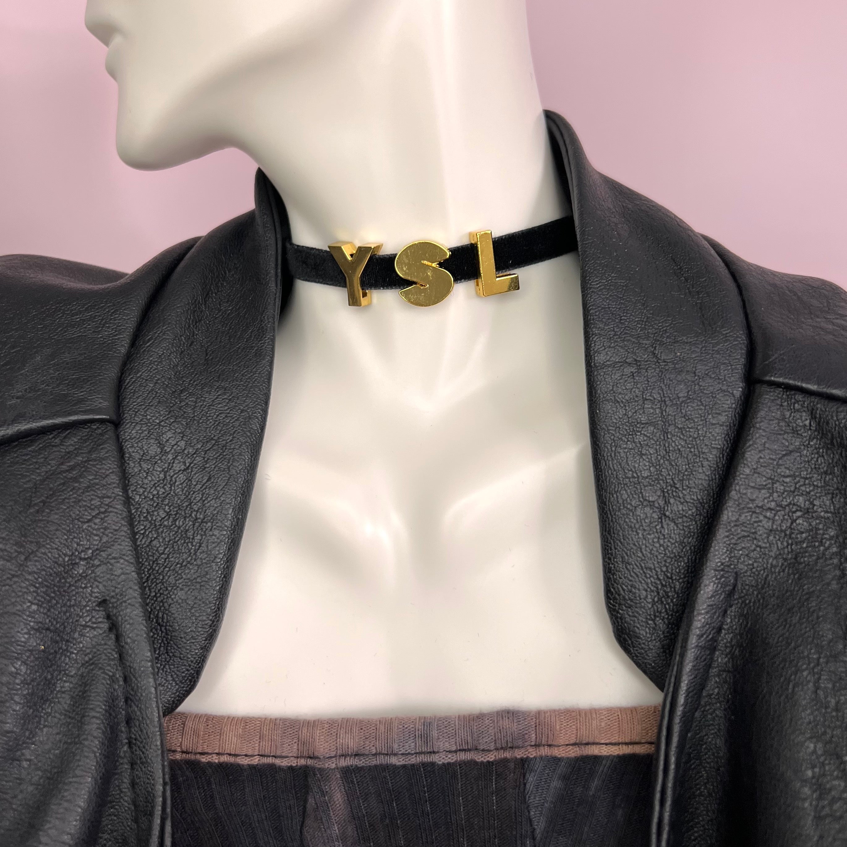 Elegant Y - Choker Necklace featuring customizable stainless steel letters on a velvet cord, available in gold and silver.