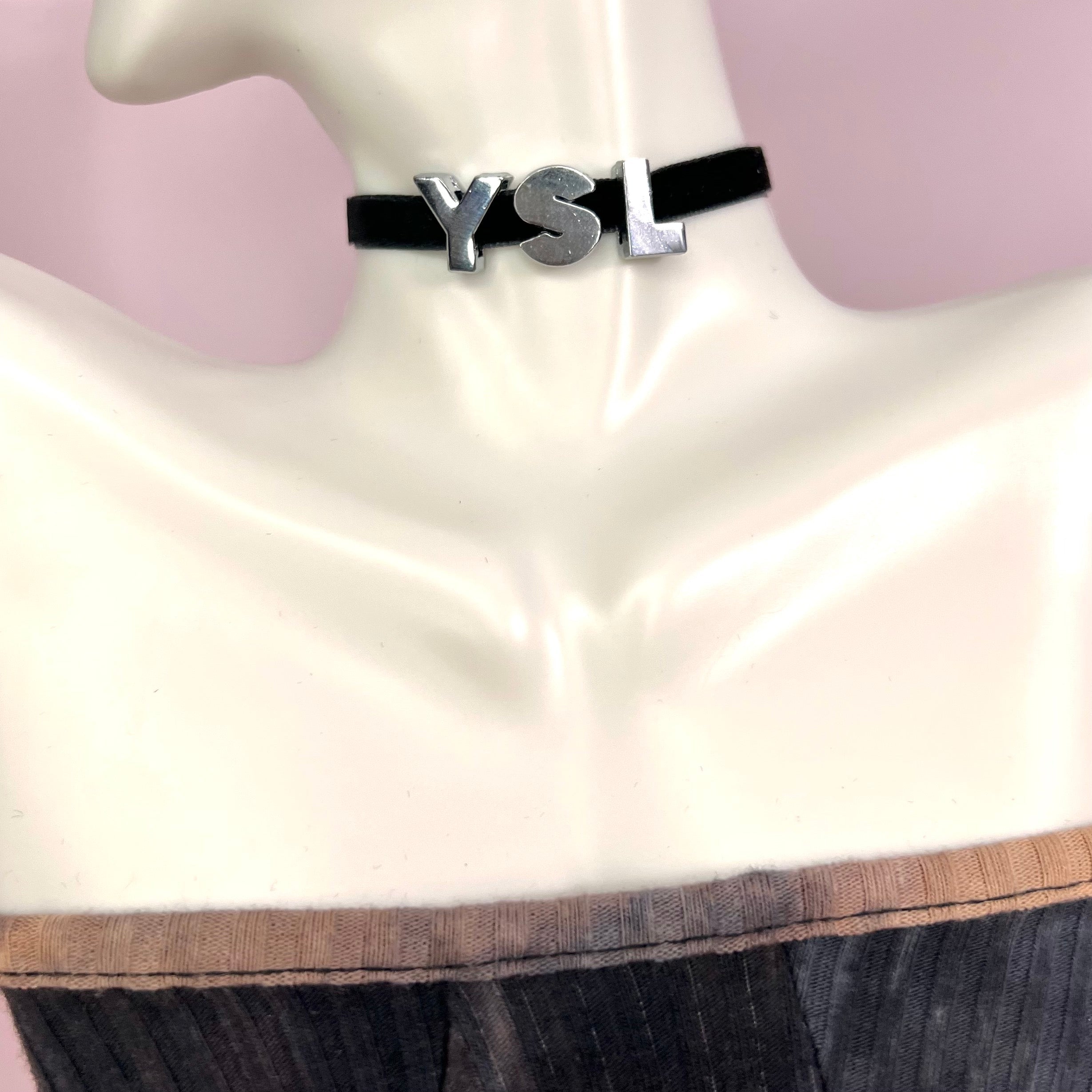 Elegant Y - Choker Necklace featuring customizable stainless steel letters on a velvet cord, available in gold and silver.