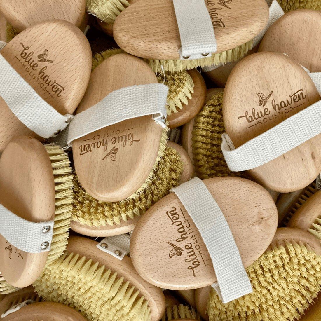 Natural Wood Dry Body Brush made from sustainable beechwood with semi-stiff sisal fibers, ideal for exfoliating skin.