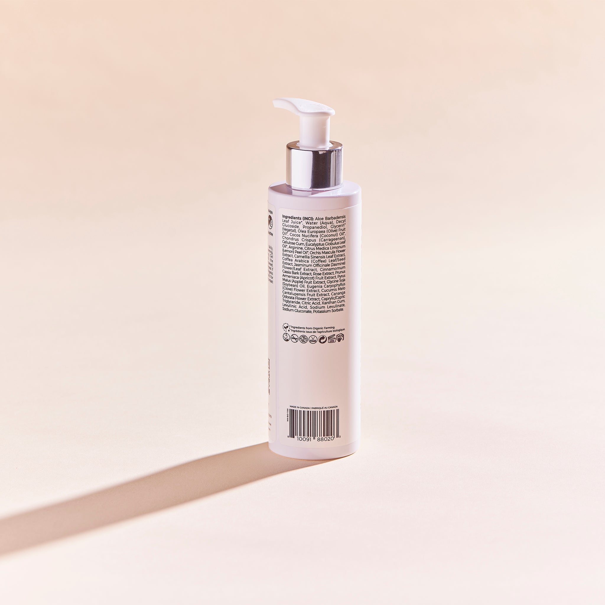 DYUTIH Organics PURIFYING Coconut Gel Cleanser in a sleek bottle, showcasing its natural ingredients like Coconut Oil and Aloe Vera.